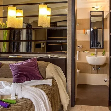 At The Spanish Steps View Rzym