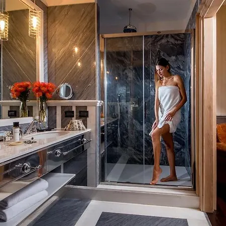 Hotel At The Spanish Steps View Rzym