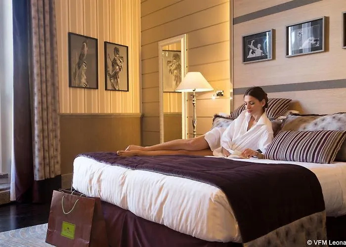 At The Spanish Steps View 2*